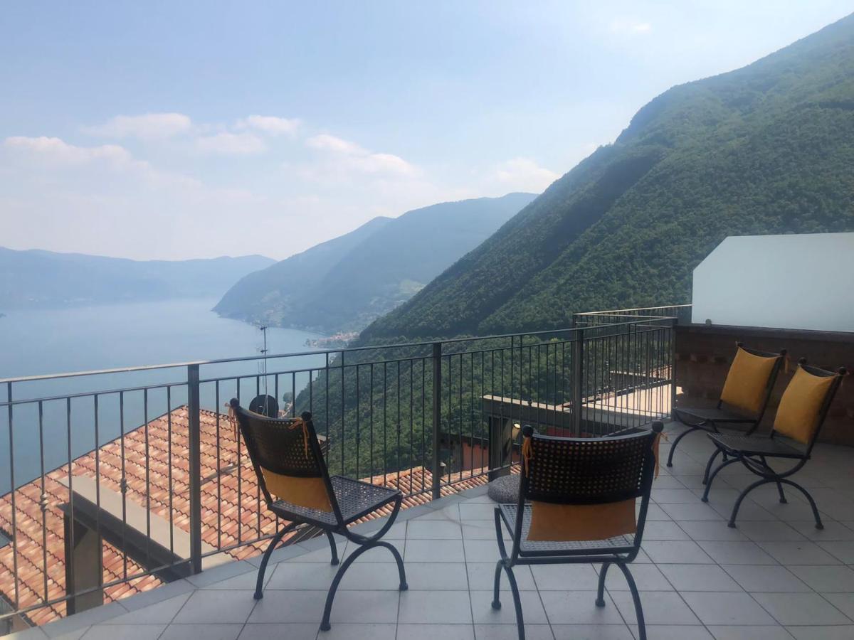 La Villetta In Residence Con Piscina E Vista Lago Parzanica Eksteriør billede
