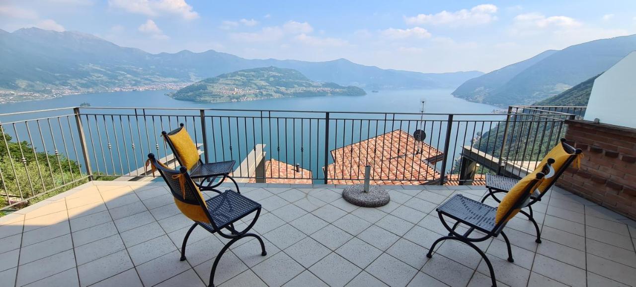 La Villetta In Residence Con Piscina E Vista Lago Parzanica Eksteriør billede